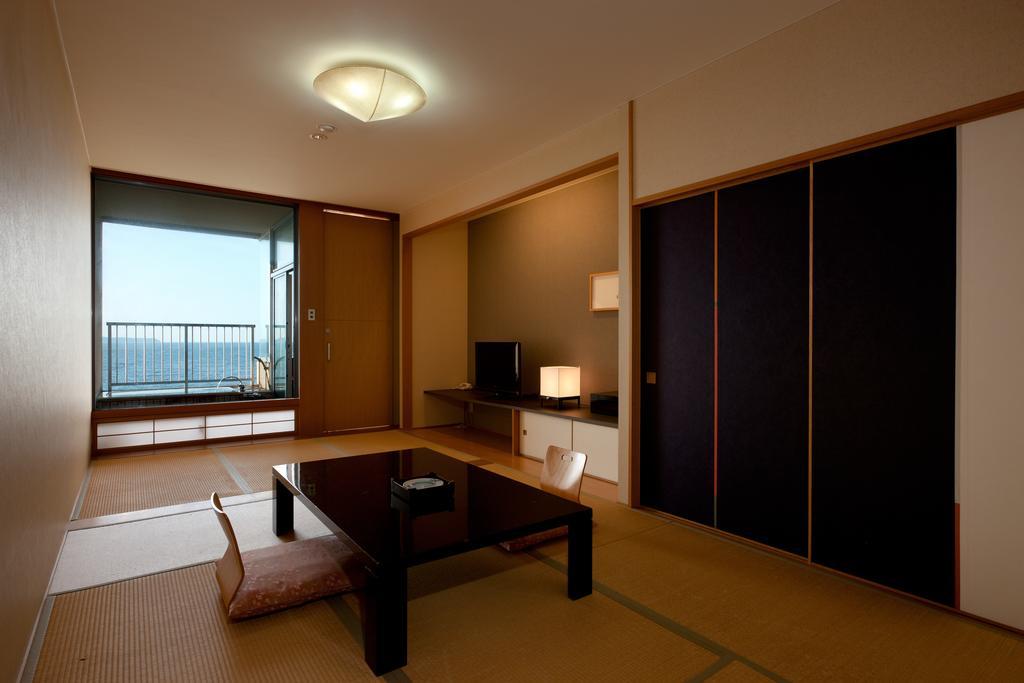 Oncri-Karatsu Ryokan 3*