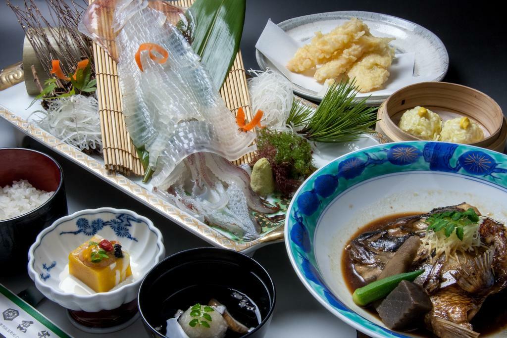Oncri-Karatsu Ryokan